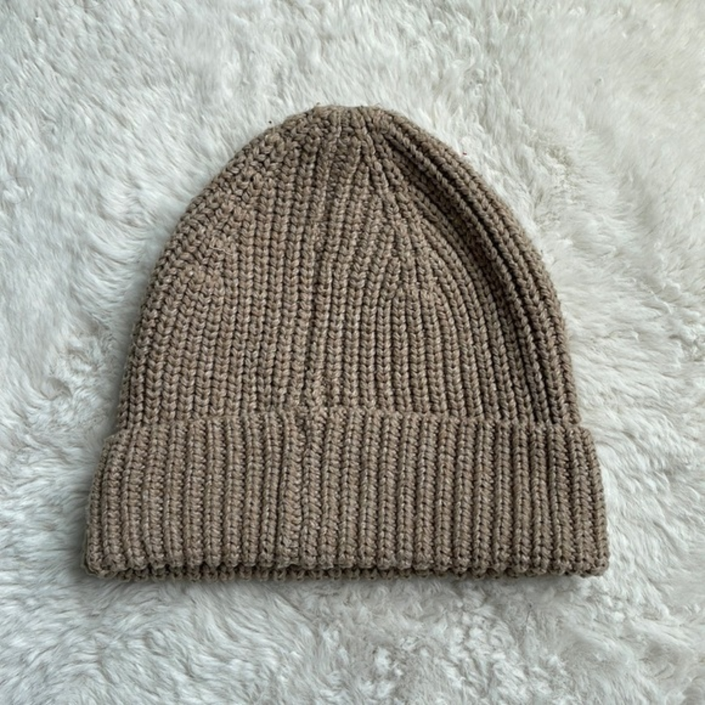 A‎ NEW DAY Knit Beanie